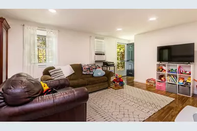 490 Forest Rd, Yarmouth, MA 02673 - Photo 5