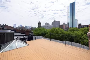 129 Commonwealth Ave, Boston, MA 02116 - Photo 23