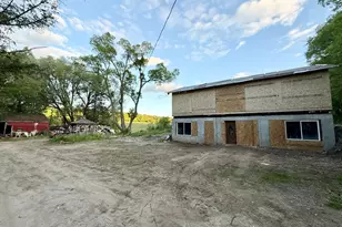 100 Bucklin Rd, Adams, MA 01220 - Photo 9