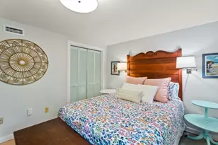 7 Ploughshare Ln, Oak Bluffs, MA 02557 - Photo 23