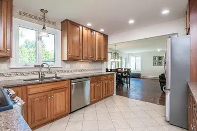 88 McDonald Drive, Chicopee, MA 01020 - Photo 5