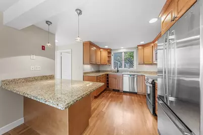 48 Crosby St, Arlington, MA 02474 - Photo 3