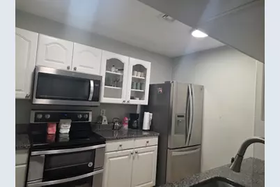 690 S Porter Street #28, Manchester, NH 03103 - Photo 5