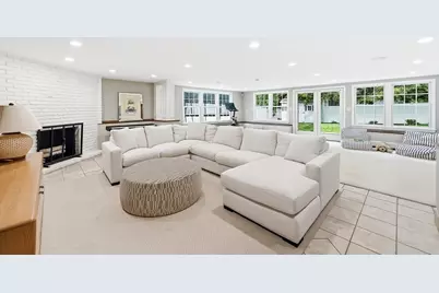 22 Hollywood Rd, Winchester, MA 01890 - Photo 29