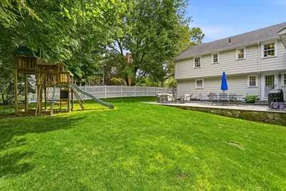 22 Hollywood Rd, Winchester, MA 01890 - Photo 35