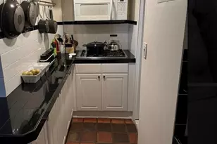112 Pinckney, Boston, MA 02114 - Photo 3