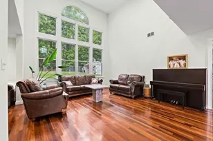 139 Willow St, Acton, MA 01720 - Photo 3