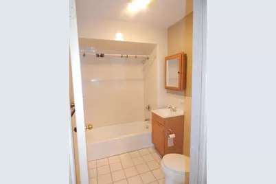 116 Grant Ave #16, Medford, MA 02155 - Photo 7