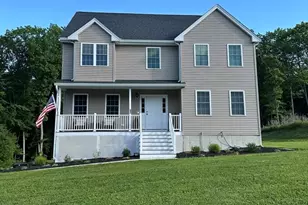 17 Noble St, Dudley, MA 01571 - Photo 1