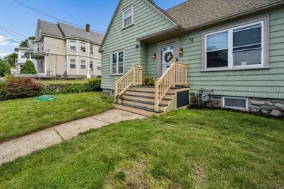 22 Lippold Street, Methuen, MA 01844 - Photo 3