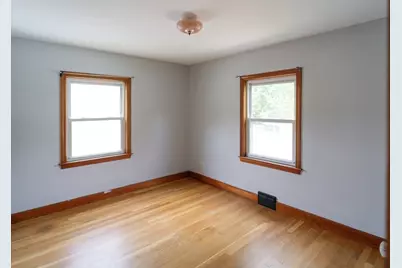 367 Lynnfield St, Peabody, MA 01960 - Photo 7