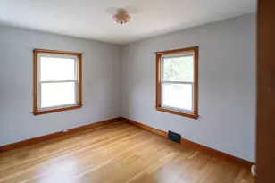 367 Lynnfield St, Peabody, MA 01960 - Photo 7