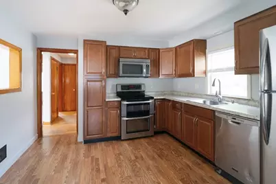 367 Lynnfield St, Peabody, MA 01960 - Photo 11