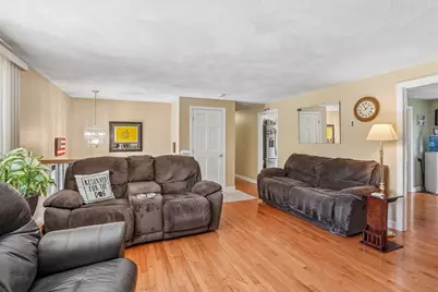 82 Concetta Dr, Bridgewater, MA 02324 - Photo 5