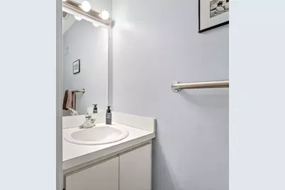 2 Daybreak #2, Wayland, MA 01778 - Photo 27