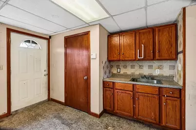 337 Parker St, Springfield, MA 01129 - Photo 15