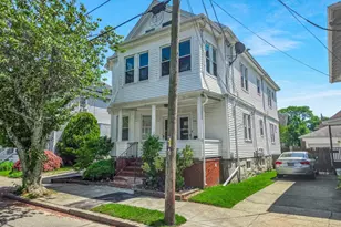 382-384 W Clinton St, New Bedford, MA 02740 - Photo 1