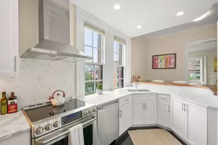 285 Clarendon St, Boston, MA 02116 - Photo 11