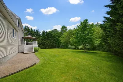 52 Kensington Ct, Swansea, MA 02777 - Photo 37