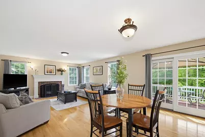 52 Kensington Ct, Swansea, MA 02777 - Photo 13