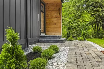 616 Grove St, Framingham, MA 01701 - Photo 5