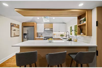 616 Grove St, Framingham, MA 01701 - Photo 5
