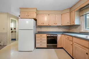 211 Sewall St, Boylston, MA 01505 - Photo 7