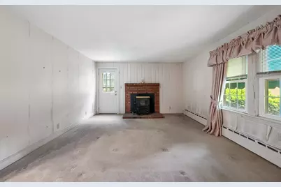 211 Sewall St, Boylston, MA 01505 - Photo 11