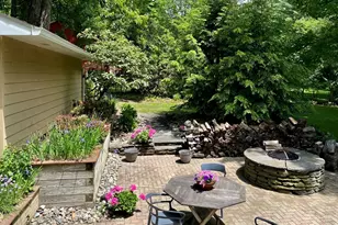866 Burts Pit Rd, Northampton, MA 01062 - Photo 9