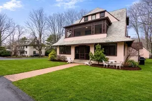 12 Leighton St, Wellesley, MA 02482 - Photo 17