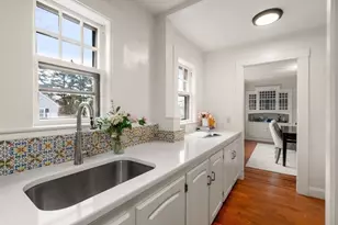 12 Leighton St, Wellesley, MA 02482 - Photo 5