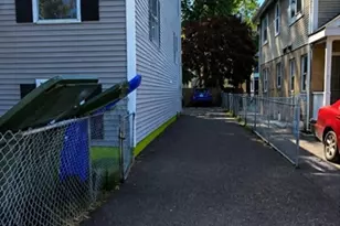 53-55 Allendale St, Springfield, MA 01107 - Photo 3