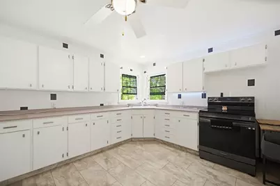 101 Edgewater Dr, Blackstone, MA 01504 - Photo 11
