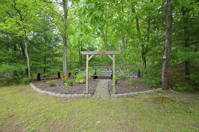 101 Edgewater Dr, Blackstone, MA 01504 - Photo 31