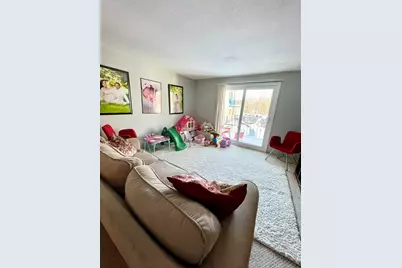 5 Shadowbrook Ln #19, Milford, MA 01757 - Photo 5
