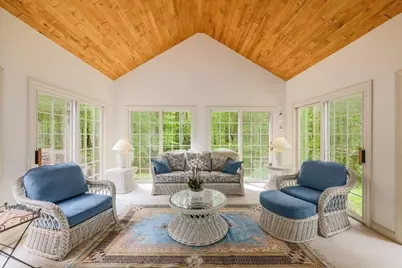 7 Village Green Ln, Holden, MA 01520 - Photo 15