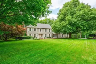 7 Village Green Ln, Holden, MA 01520 - Photo 33