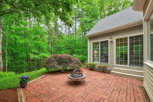 7 Village Green Ln, Holden, MA 01520 - Photo 5