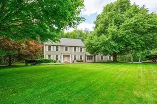 7 Village Green Ln, Holden, MA 01520 - Photo 3