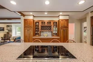 7 Village Green Ln, Holden, MA 01520 - Photo 9