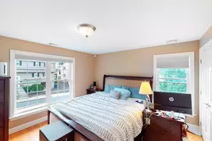 86 Cowing St, Boston, MA 02132 - Photo 5