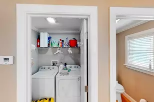 86 Cowing St, Boston, MA 02132 - Photo 11