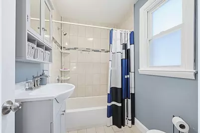 27 Banfield Ave, Boston, MA 02126 - Photo 5