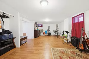 27 Banfield Ave, Boston, MA 02126 - Photo 9