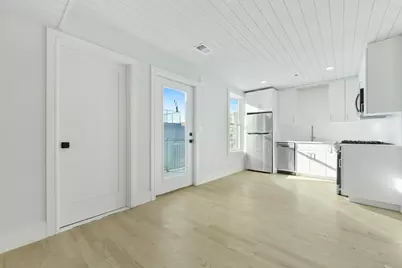 183 Maverick St #3, Boston, MA 02128 - Photo 3