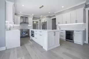 18 Magnolia Rd, Natick, MA 01760 - Photo 5