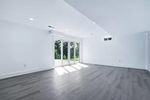 18 Magnolia Rd, Natick, MA 01760 - Photo 35