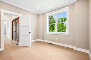 18 Magnolia Rd, Natick, MA 01760 - Photo 7