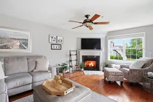 210 Regency Ln, Abington, MA 02351 - Photo 7