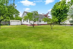 28 Central Ave, Seekonk, MA 02771 - Photo 3